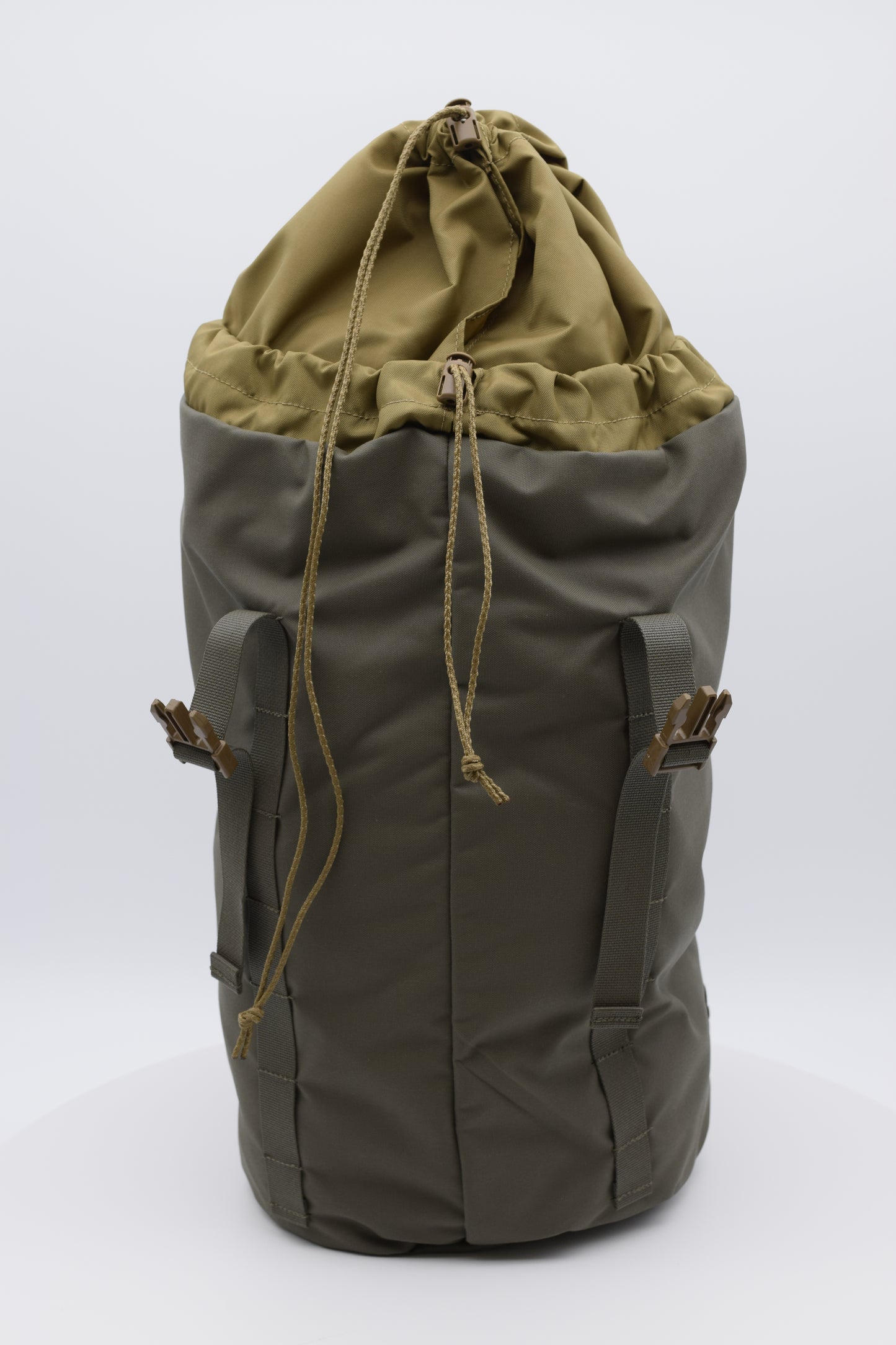 P26 COMBAT SUPPORT DUFFLE